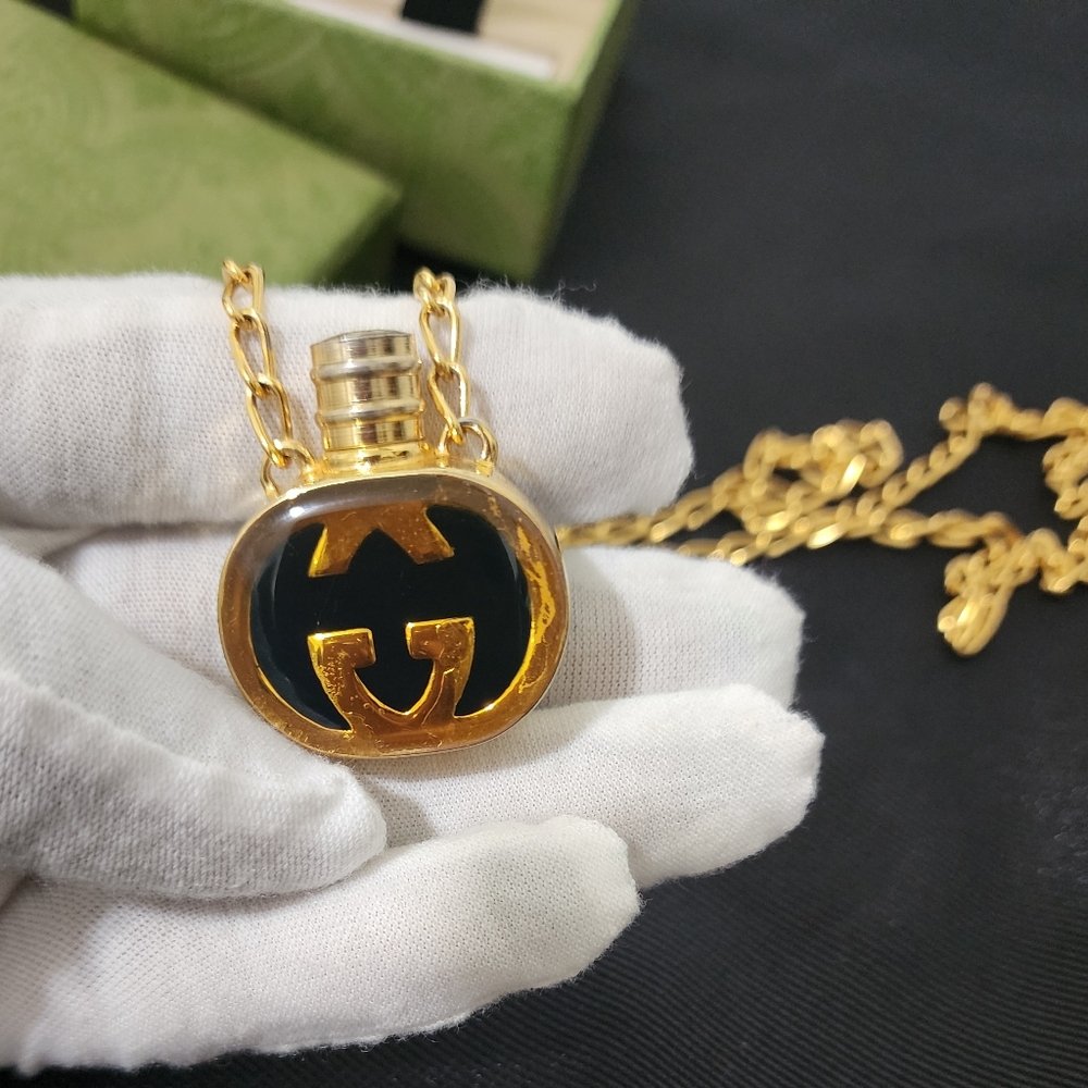 ‼️SOLD‼️ Auth Gucci Bottle Pendant GG interlocking Necklaces - Picture 6 of 8